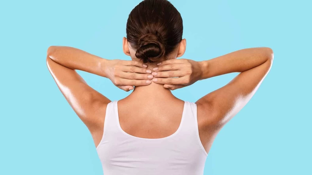 5 conseils pour soigner une douleur au rachis cervical