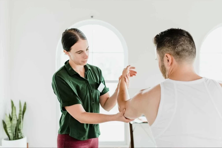 Chiropractic for Workout Injuries: How It Can Help?