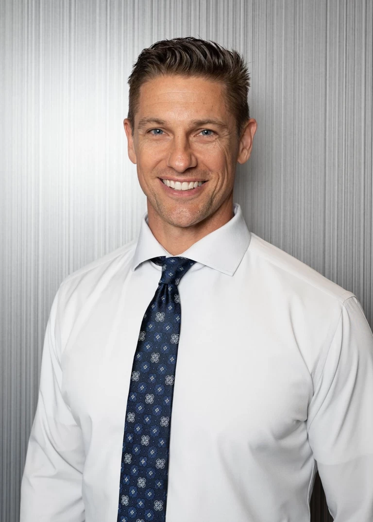 Dr. Justin Brown, Coral Springs - Friends & Family Spinal Care