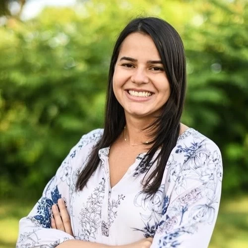 Dr. Luiza Castro, Portsmouth - Arete Chiropractic UC