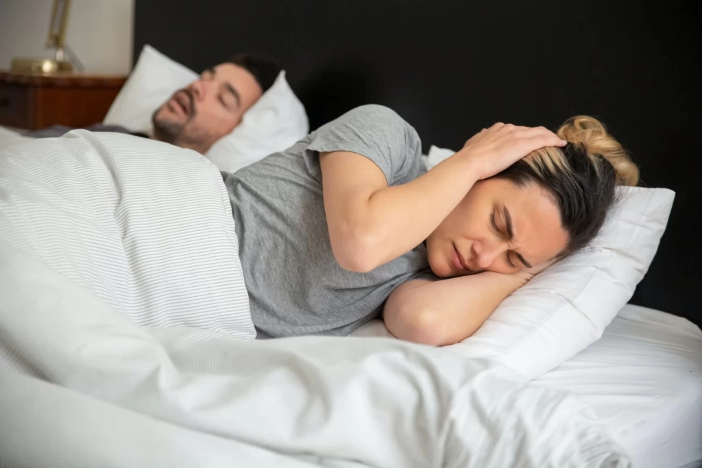 Un chiropraticien peut-il arrêter vos ronflements ?