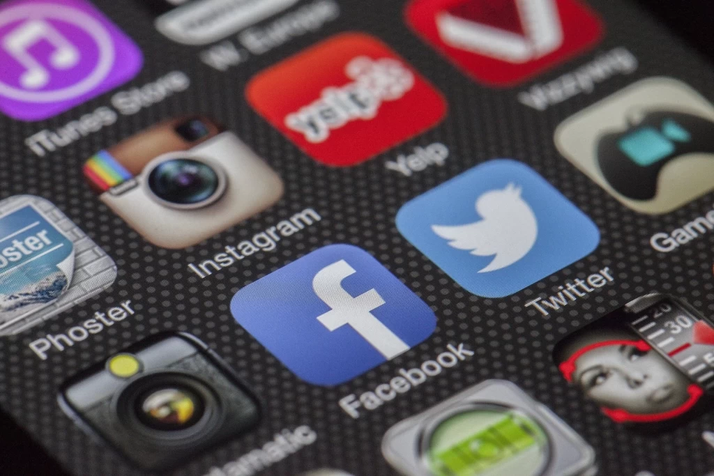 Estrategias de redes sociales para SEO: ¡Pon tu sitio frente a más pacientes potenciales!
