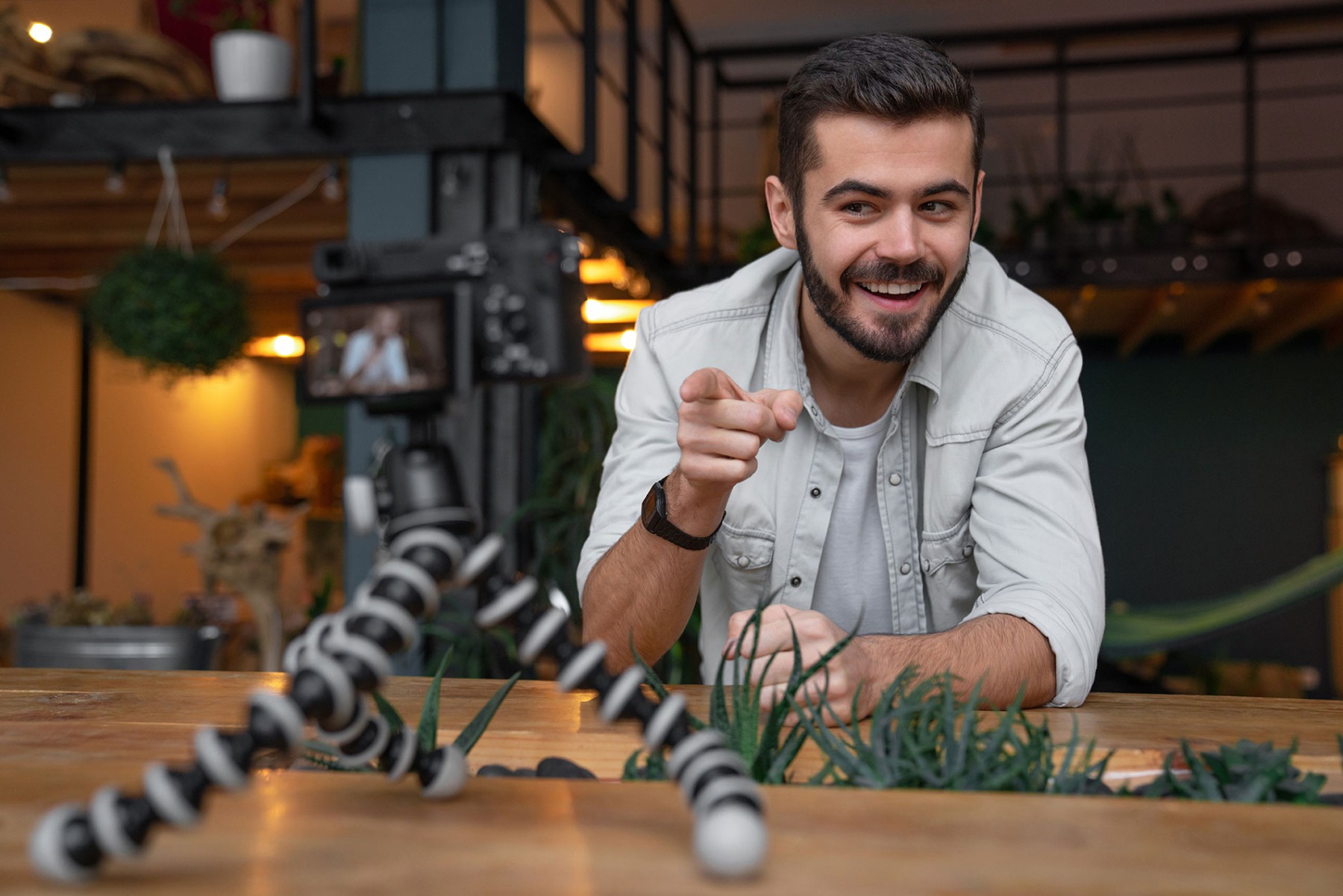 Success Stories: How to Captivate Your Audience with Video Testimonials